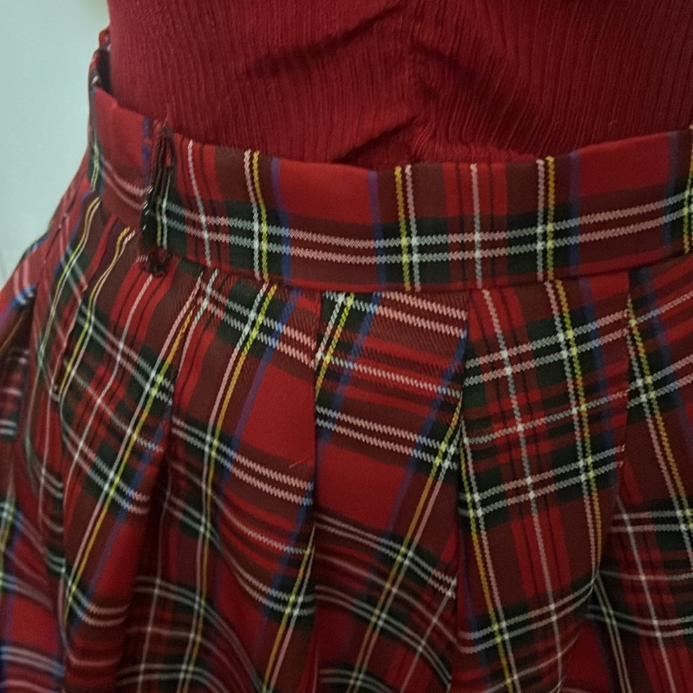 Unbranded pleated checkered skirt - Picture 3 of 4